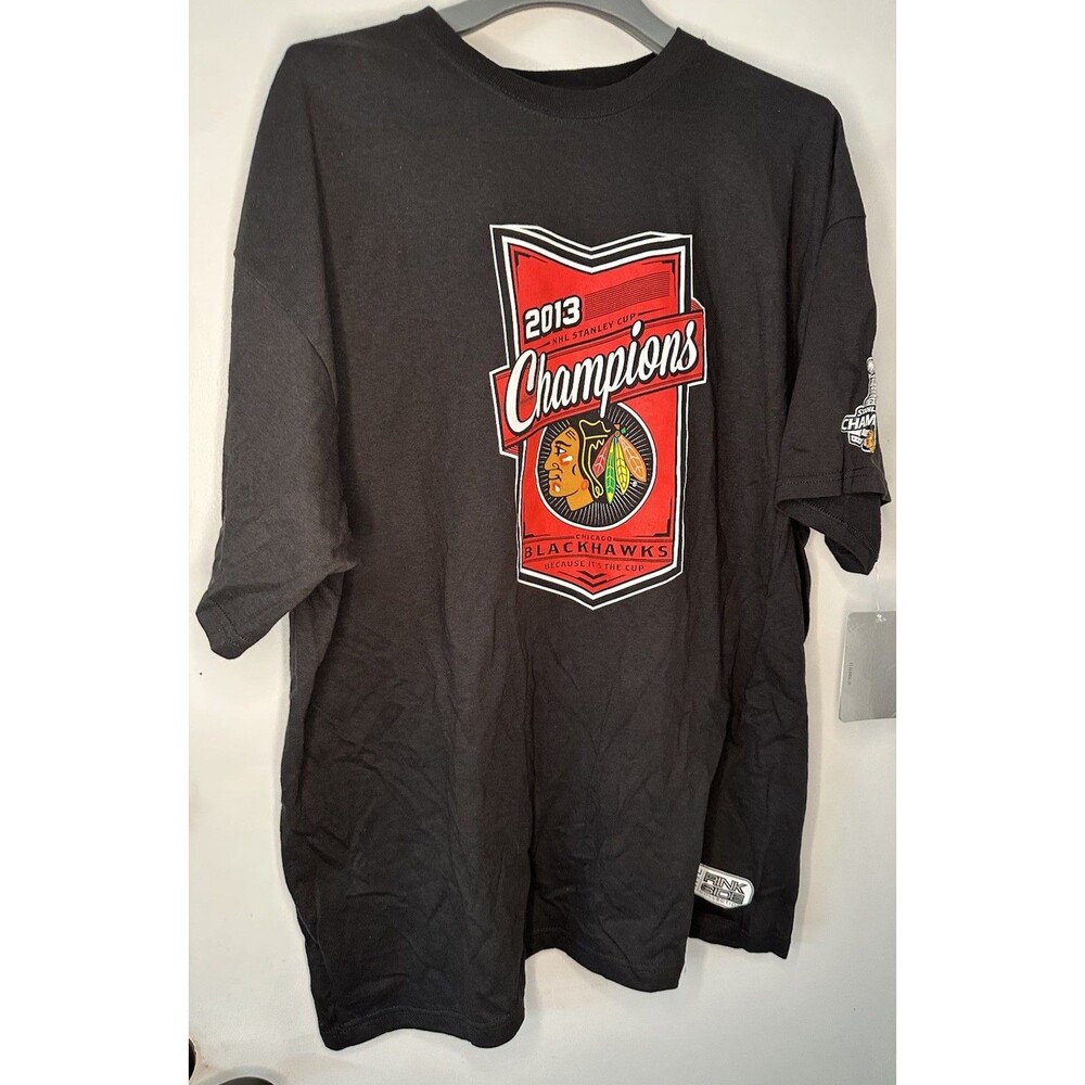 NWT Chicago Blackhawks 2013 Stanley Cup Champions  Hockey T-Shirt Mens 2XL